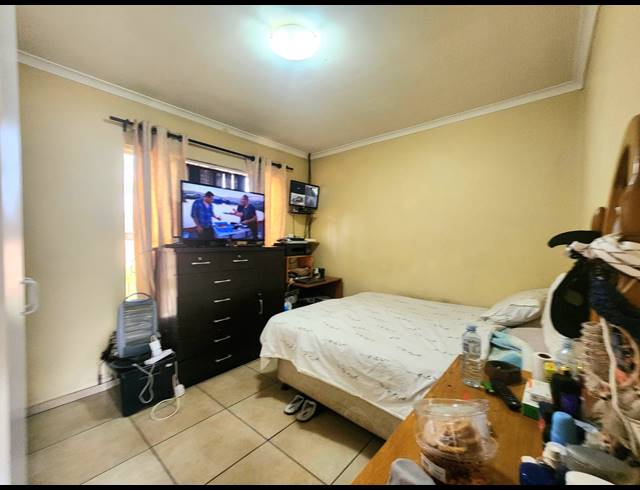 2 BEDROOM HOUSE FOR SALE IN GLENWOOD